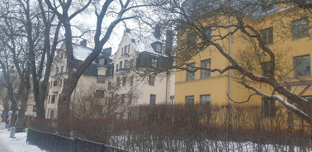 The part of Stockholm where we live is called Aspudden and it was built in early 20th century. 