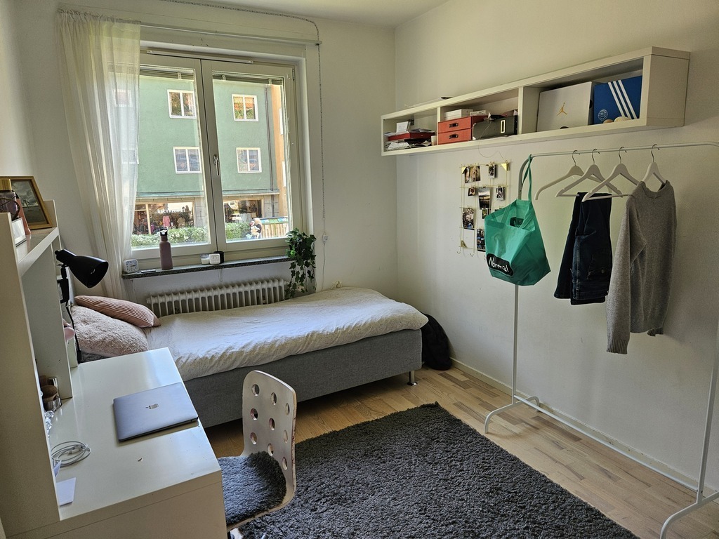 Second bedroom upstairs