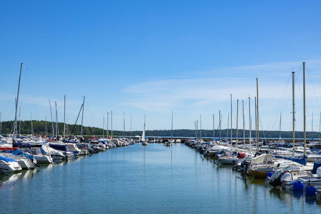 Our neighborhood Näsbypark has two large private marinas