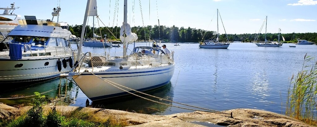 Nävekvarn harbour