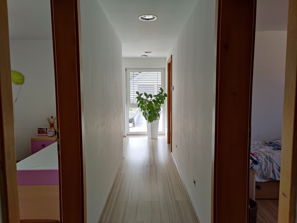 Hallway in the 2nd floor leading to all of the rooms