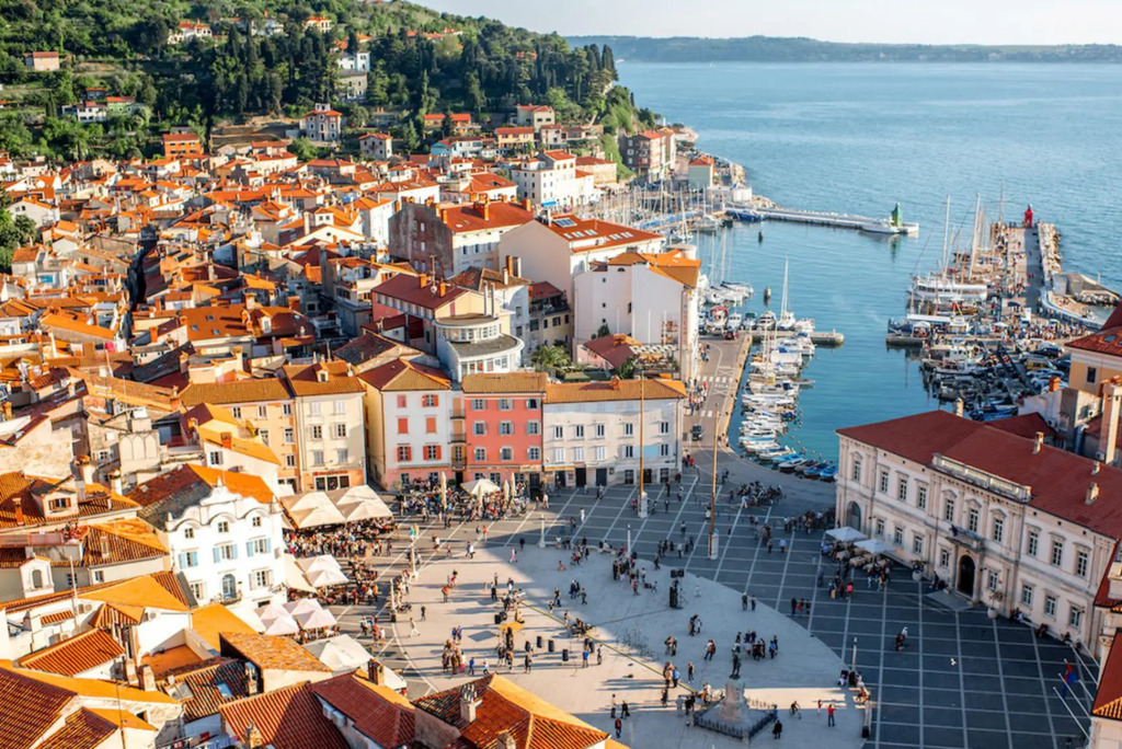 Slovenia has little more than 40km of seashor - Piran is its pearl but other towns are cute too
