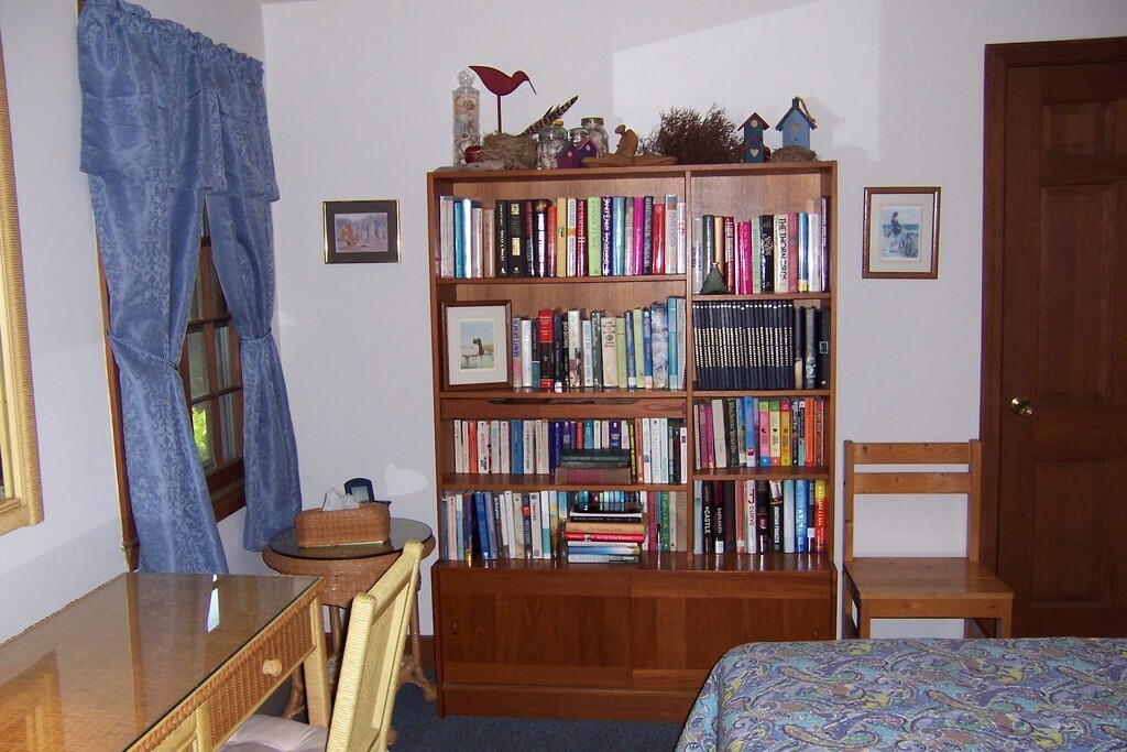 Guest Bedroom 1st Floor