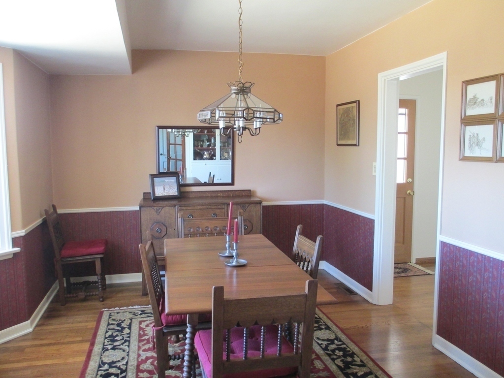 Formal dining room