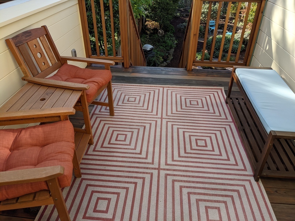 Deck with steps leading to the garden