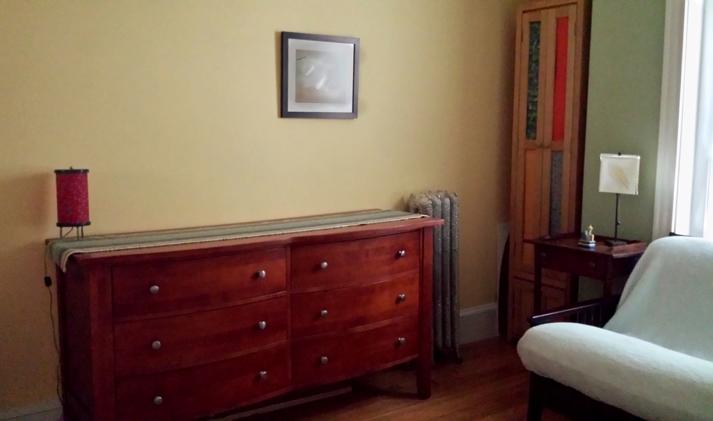 Second bedroom with double futon