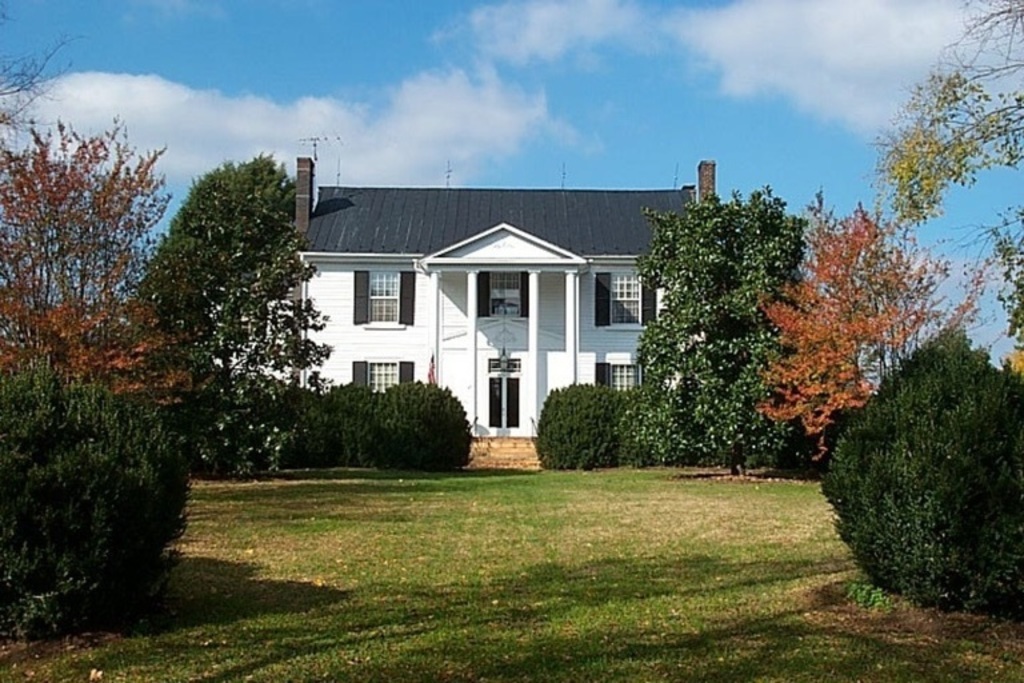 Bloomsburg home from front