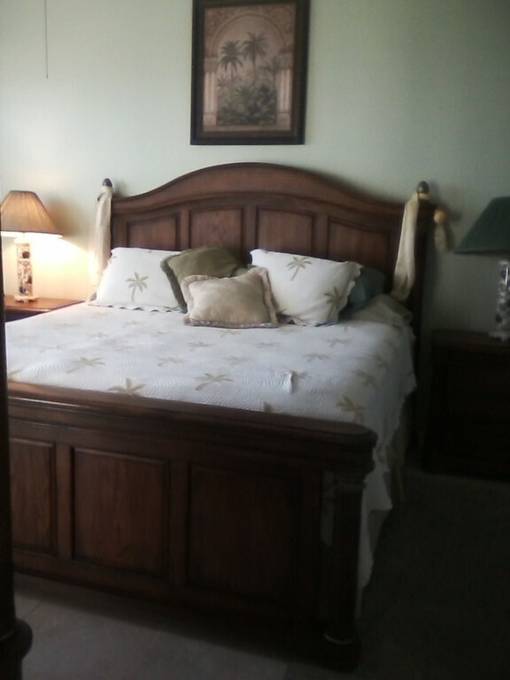 king size master bed