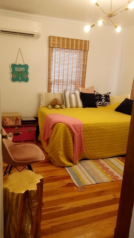 Downstairs Bedroom with Queen Sized Bed