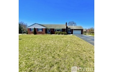1/2 hour from Philadelphia and Philadelphia airport. 