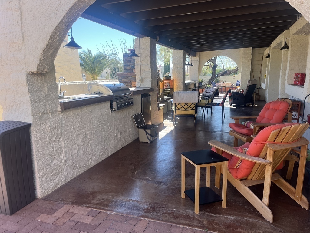 Covered Outdoor Kitchen