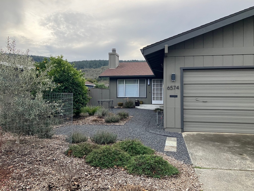 Meadowridge Drive Home