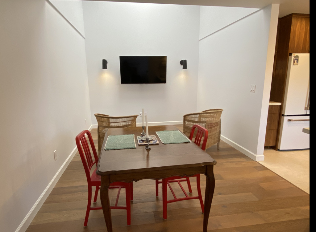 Meadowridge Dining Room and TV Alcove