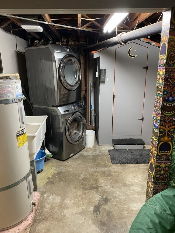 Laundry and downstairs "outhouse"