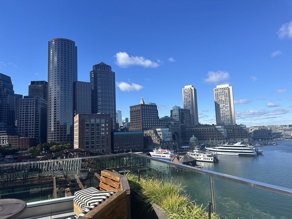 Boston from rooftop 40m drive