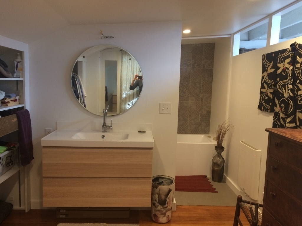 Master bath, tub, and dressing room