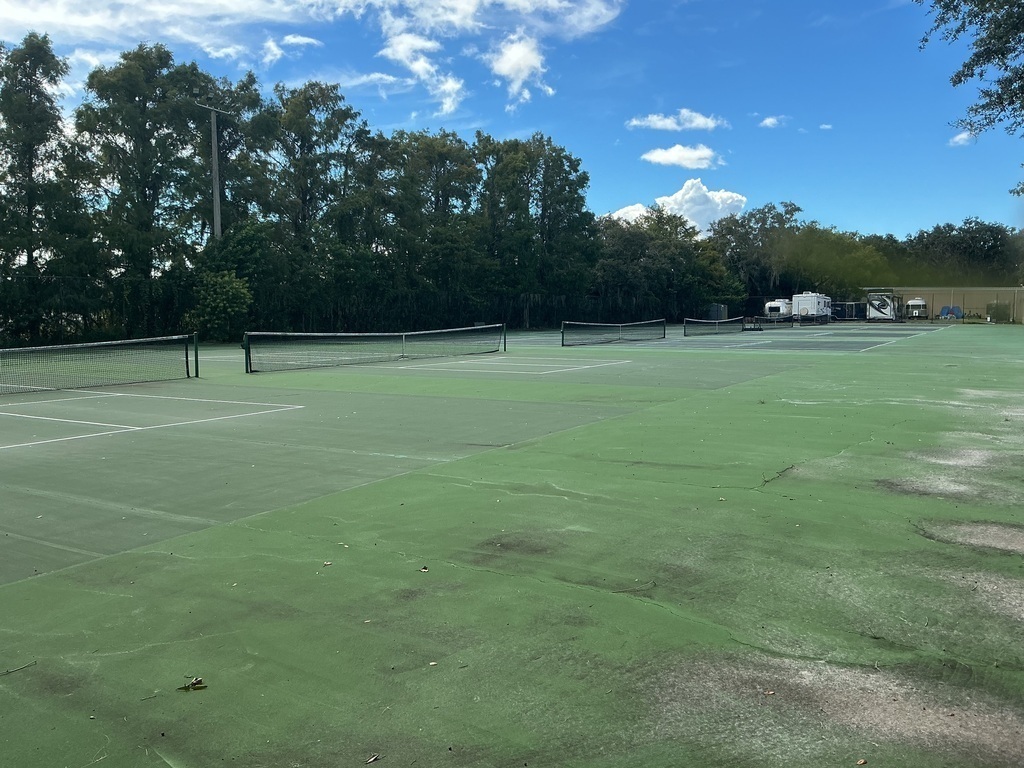 Tennis/Pickleball Courts