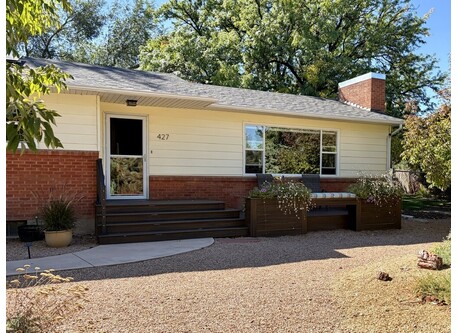 Front entry and deck