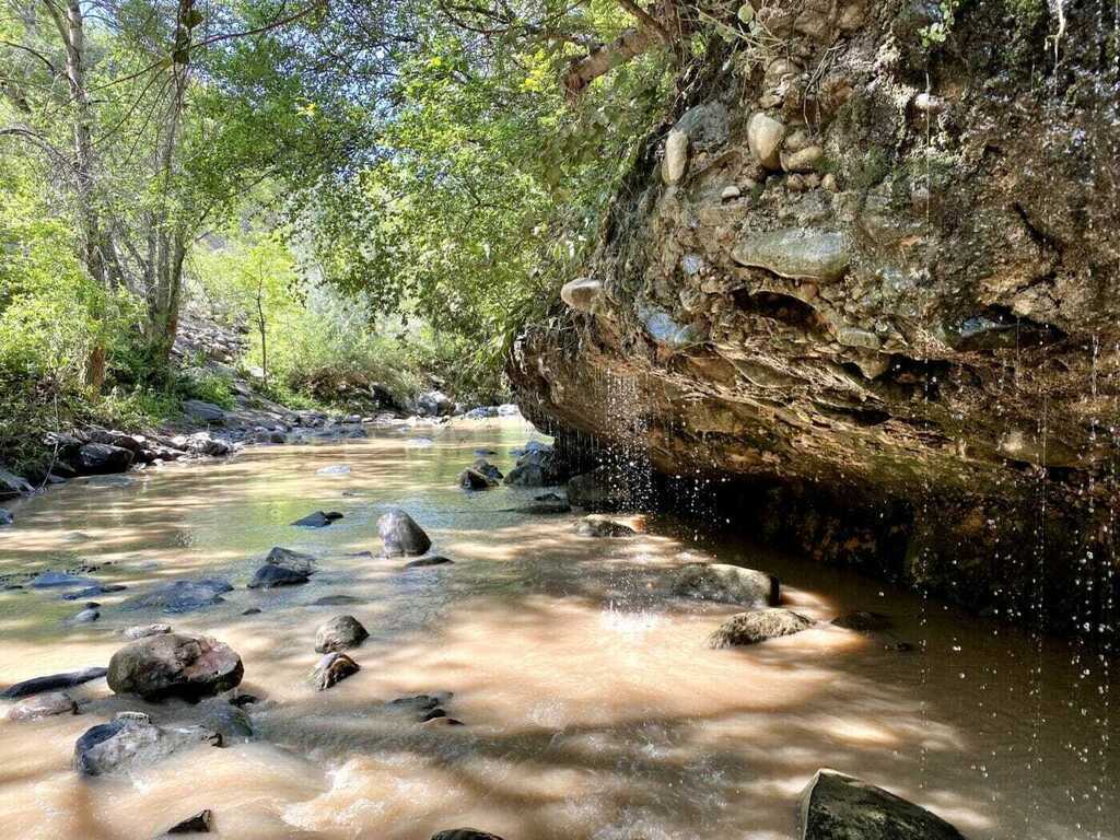 Dripping Rock Trail - Spanish Fork River Trailhead - 7 minutes away
