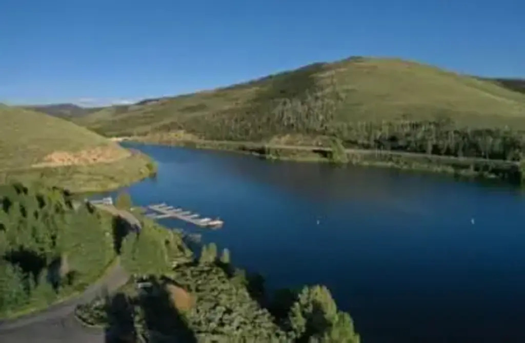 Scofield Reservoir/State Park - 1 hour away