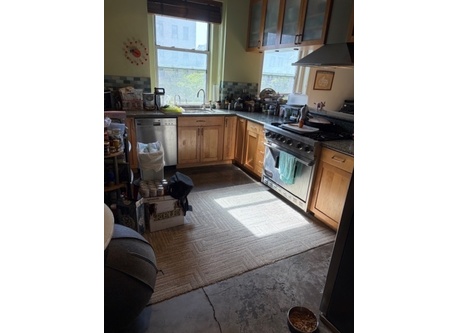 Comfortable kitchen for 2-3 people to cook together. Stove, oven, steam oven, microwave, toaster oven, high-powered blender, juicer, refrigerator.