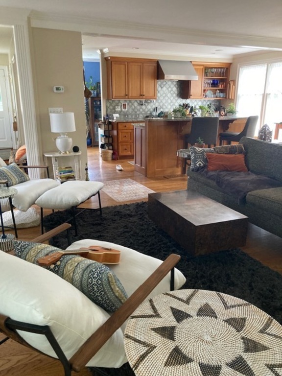 Living Room & Kitchen