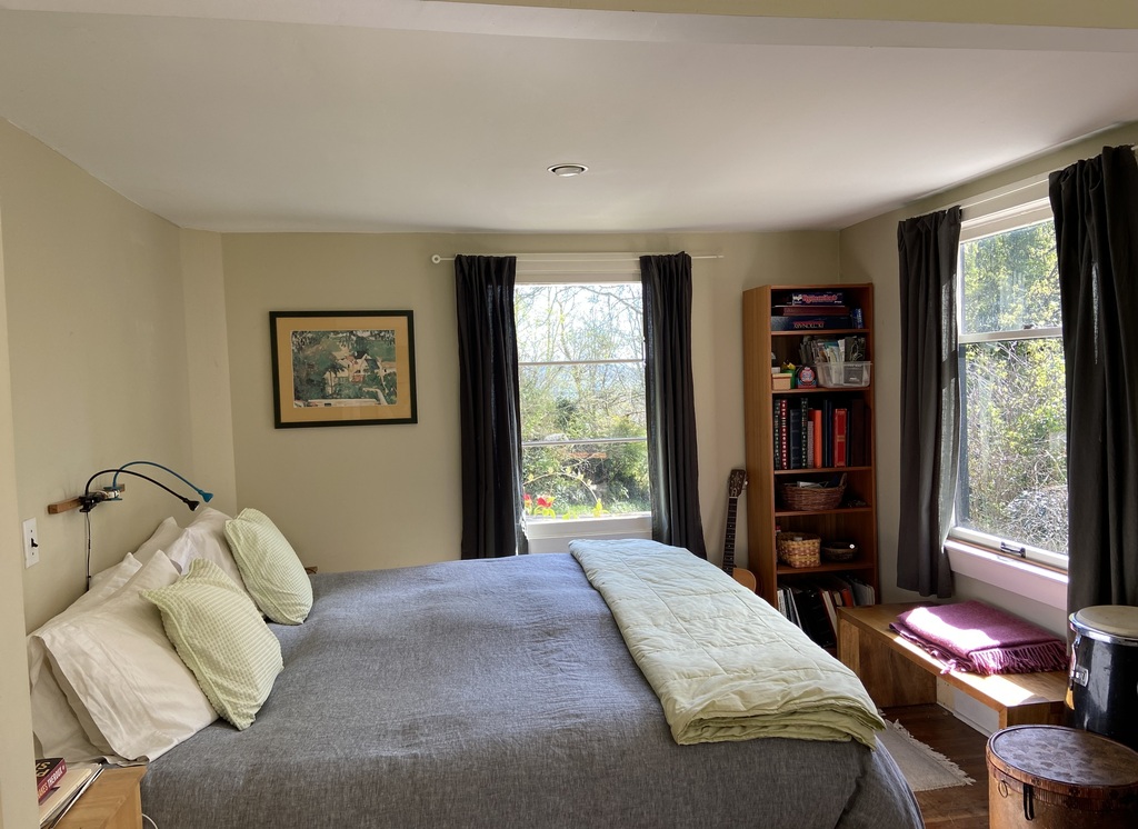Downstairs bedroom with King bed. 