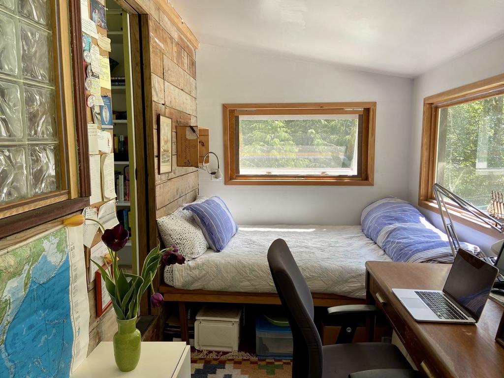 There is a small office space downstairs with a built in double bed. It is a great place to nap in the afternoon sun. 