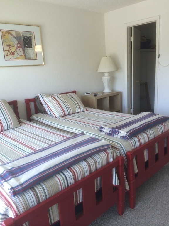 Twin bed-room - upstairs - south side