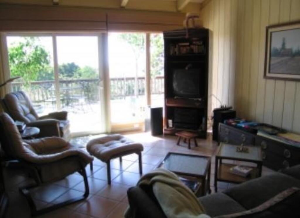 Den/Family Room with Santa Catalina Island view