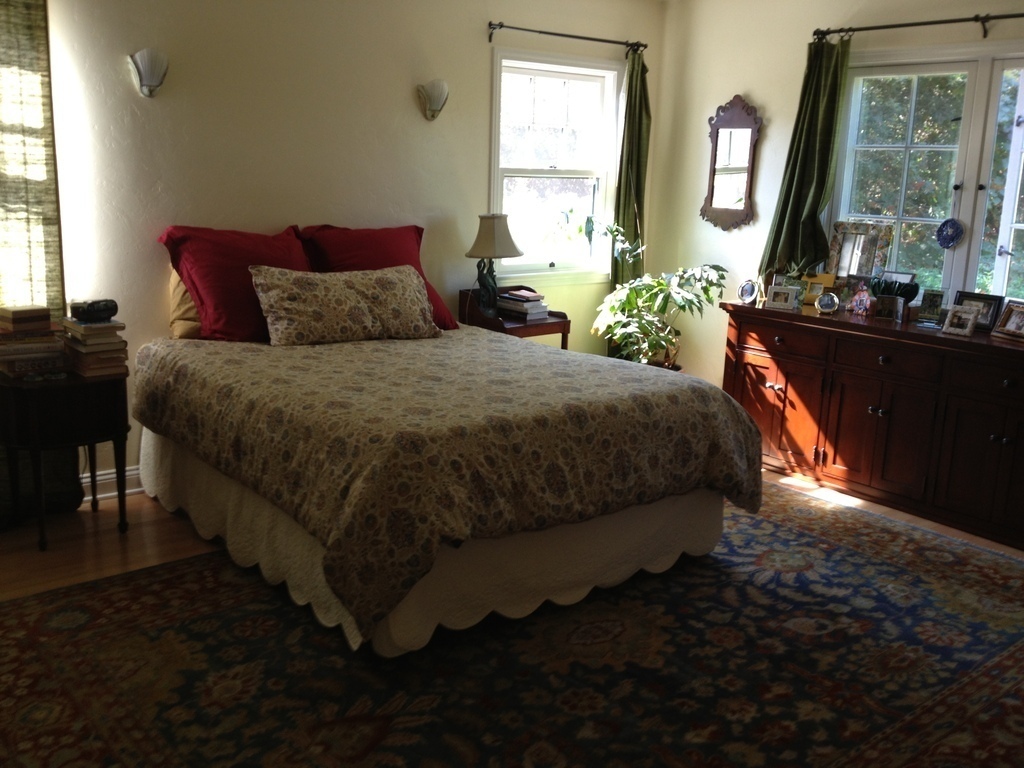 Master bedroom with en suite bathroom