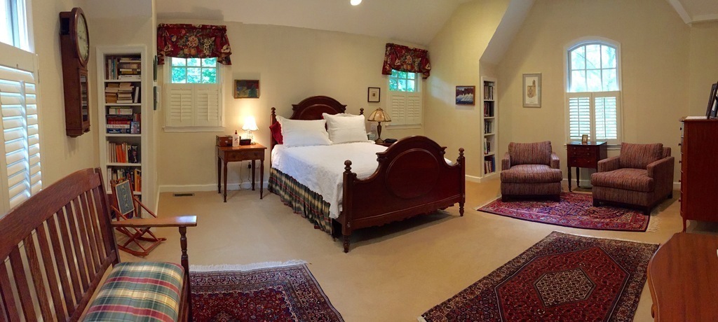 Primary bedroom (panorama view)