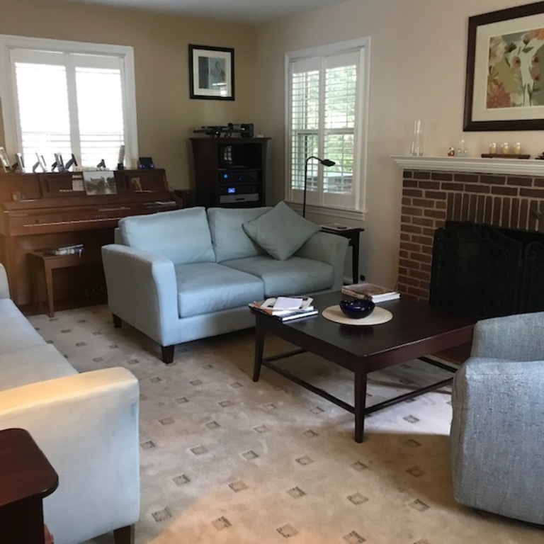 Living Room (Washington, DC)