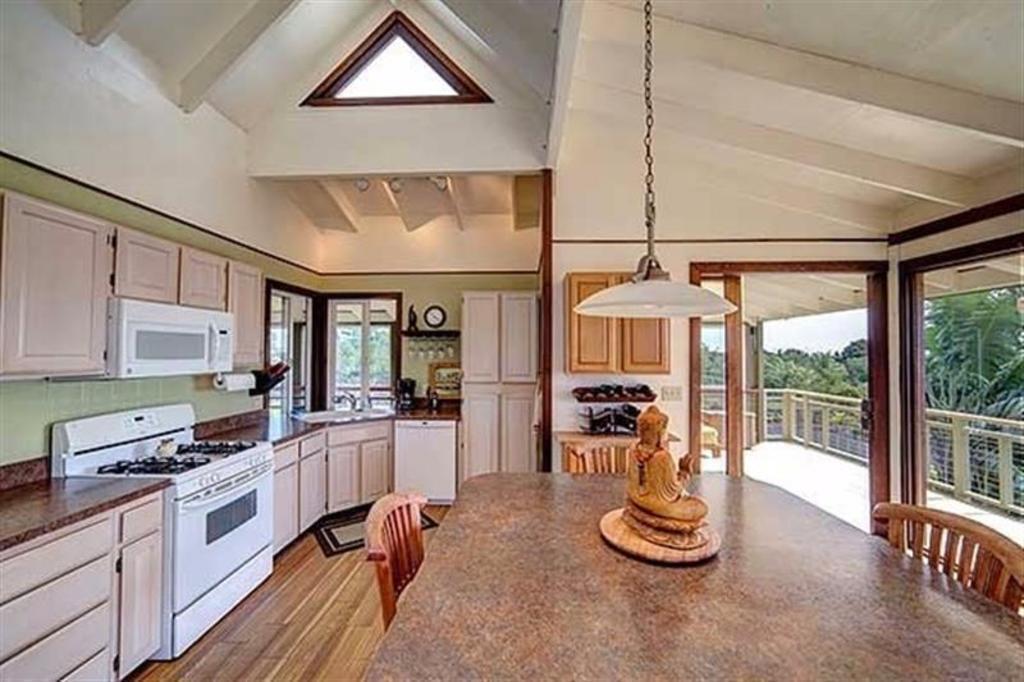 Kitchen has dishwasher. No food or dirty dishes can be left out! The main part of the house is not screened.