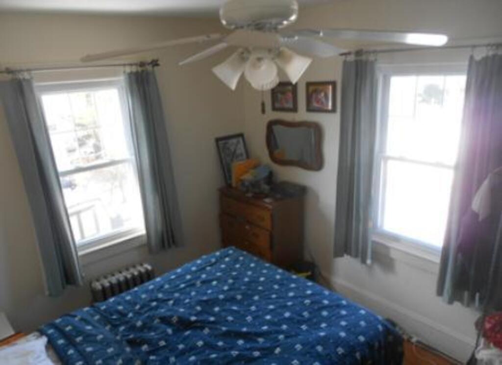 Main bedroom.