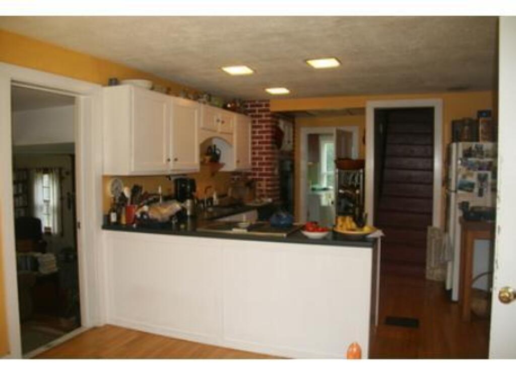 Well equipped kitchen