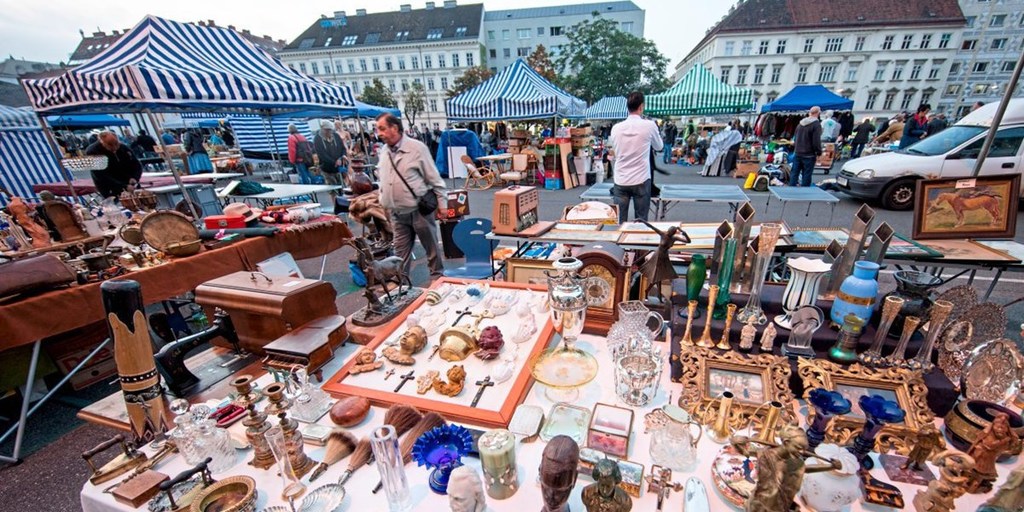 llea market at the Naschmarkt- great area