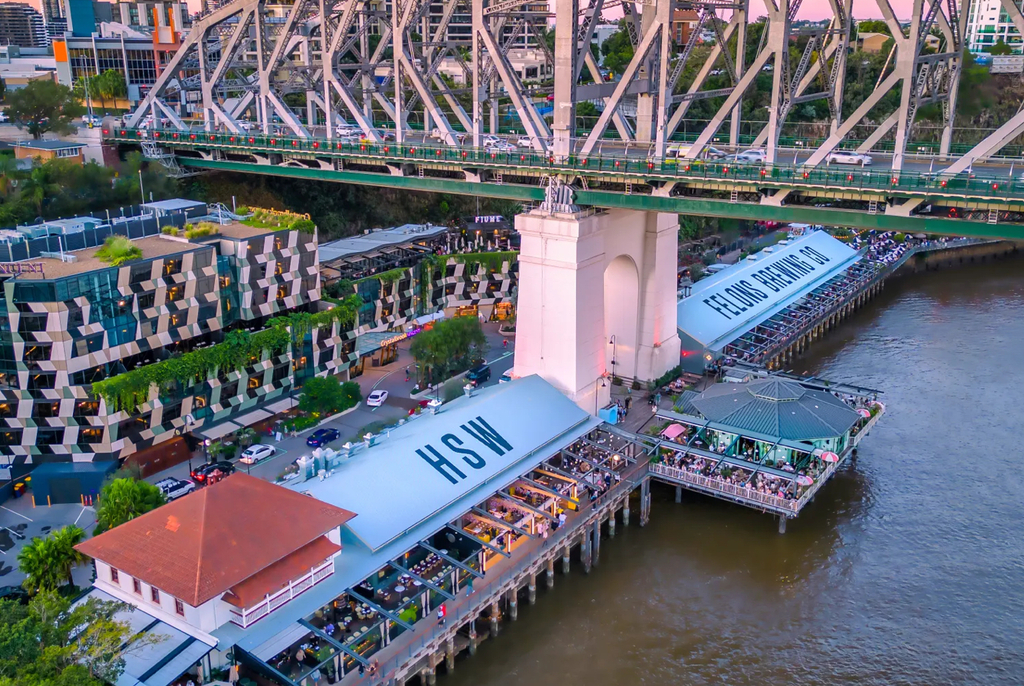 Brisbane city: Howard Smith Wharves, dining and entertainment on the river.