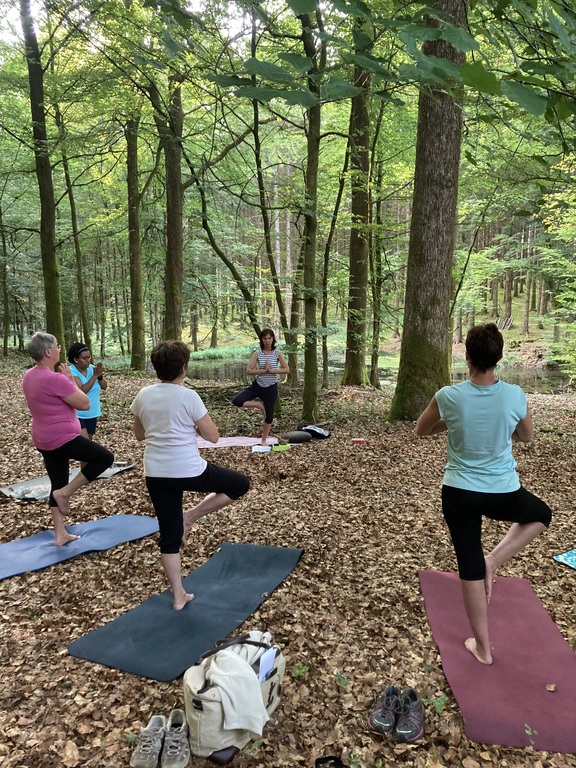 Yoga lesson in La Géripont