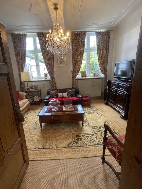 Tv room 