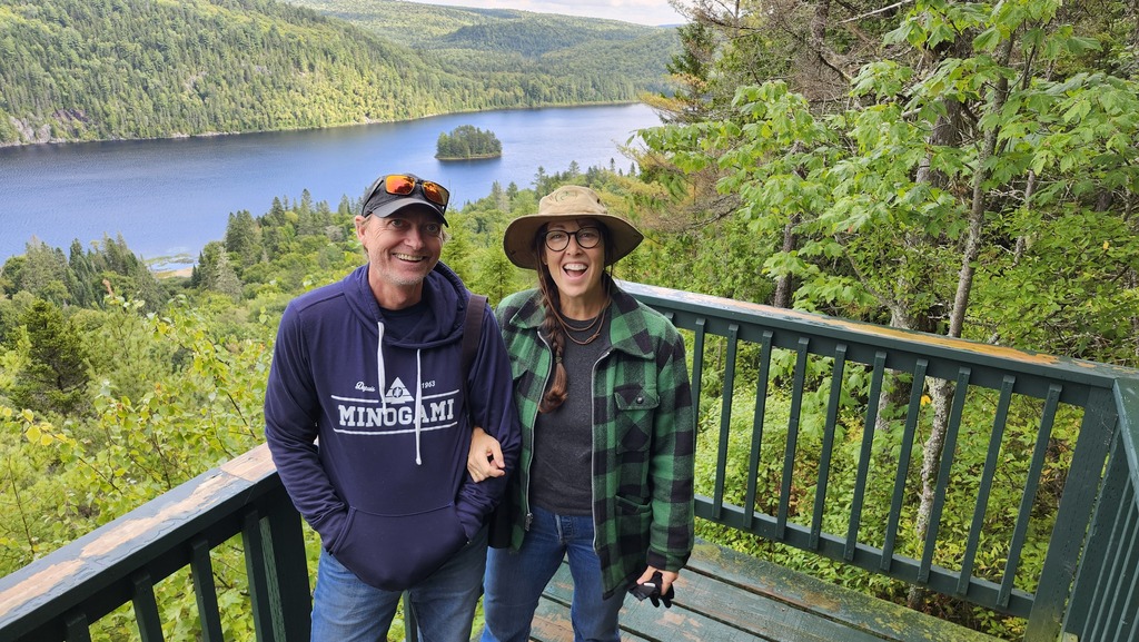 Guy et Julie au Parc national de la Mauricie du Canada