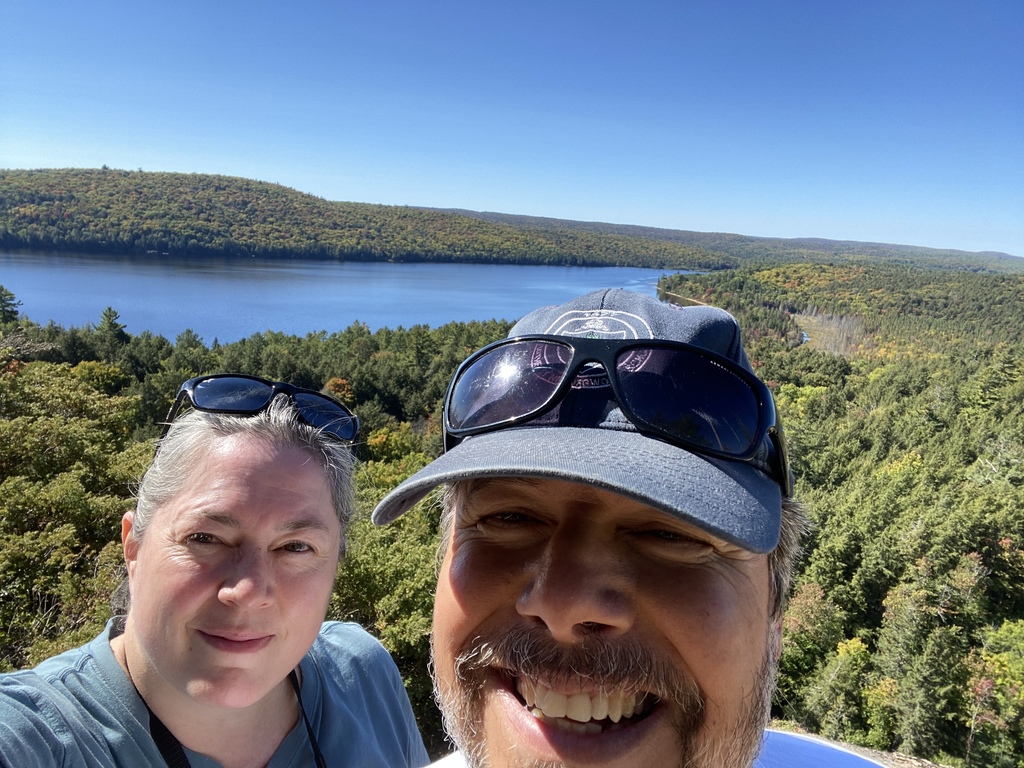 Hiking in Algonquin Park 