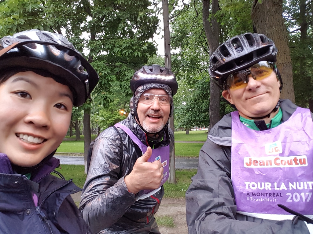 Stéphane and Siena Lou with Steve (a former Intervac swapper in visit in Montreal) during a bike event