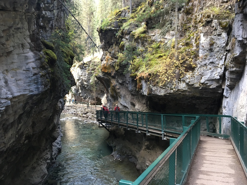 Hiking thru the Johnstone Canyon, Sept 2018.