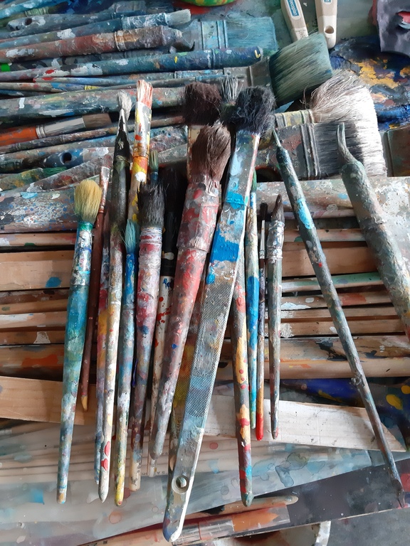  I'm interested in art... 