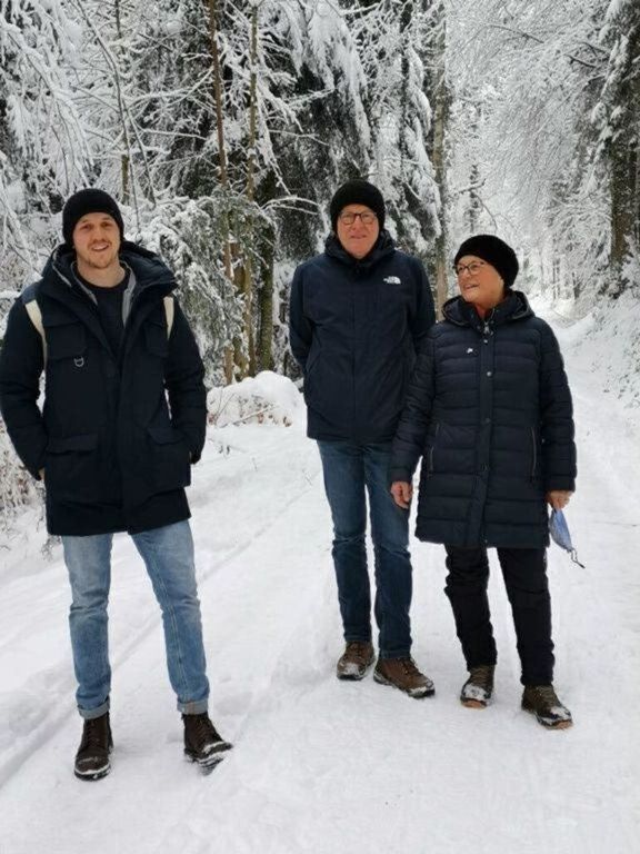 Saverio, unser Sohn, with social distancing!, Remo, Magdalena January 2021