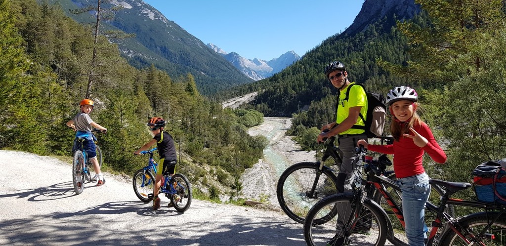 Isar-Ursprung 1,5 h away