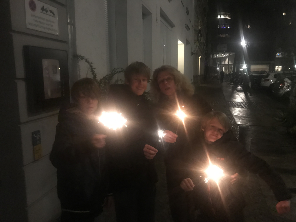 Here we are on new years eve..., also a nice exchange time!