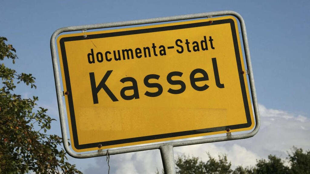 ...or to documemta XVI. in Kassel...