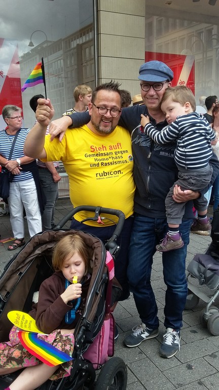 ...you are wellcome in Colonia!!